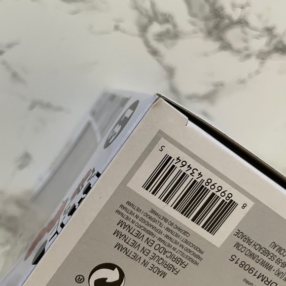 Hello Kitty Funko Pop 31 - Picture 3 of 10